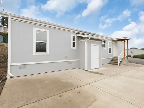 260 Green Vista Ln, Roseburg, OR 97471