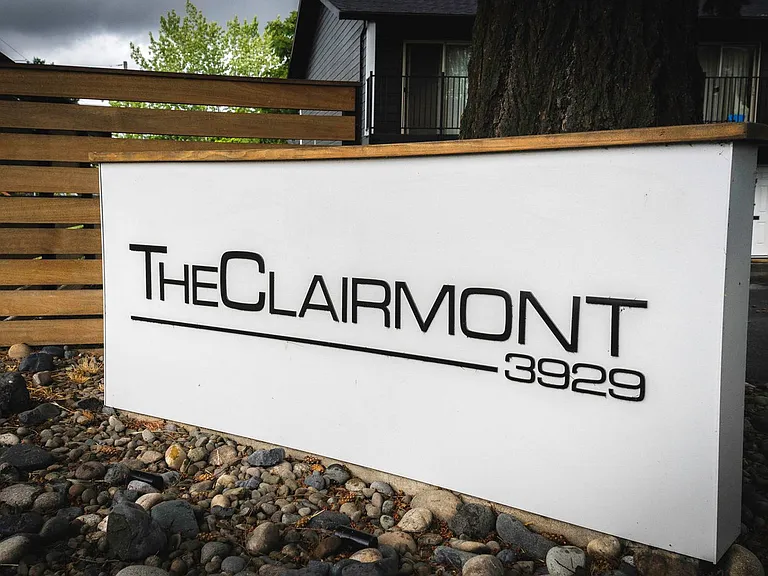 The Clairmont — Photo 25