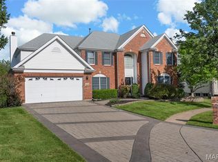 1110 Nooning Tree Dr, Chesterfield, MO 63017