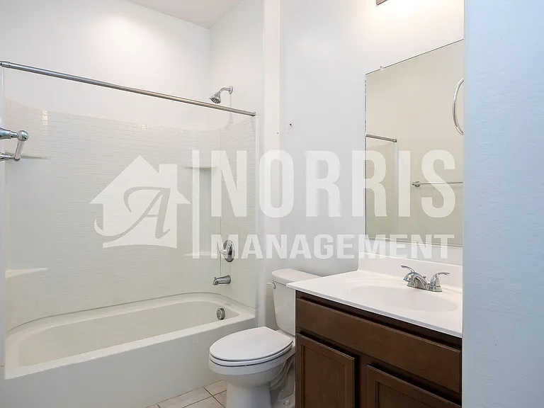 336 E Hawaii Dr — Photo 22