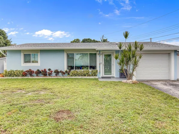 600 SW 14th Place, Deerfield Beach, FL 33441