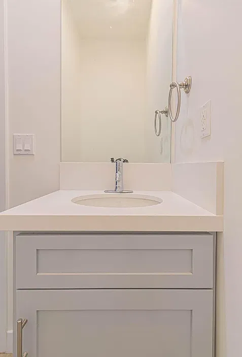 1 bed, 942 sqft, $2,100 — Photo 1
