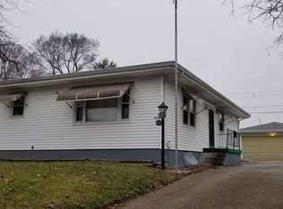 716 W Maple St, Champaign, IL 61820