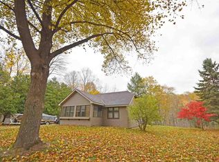 8695 S Dunns Farm Rd, Maple City, MI 49664