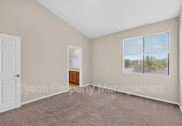 4209 Ridgeway Ct SE #D — Photo 13