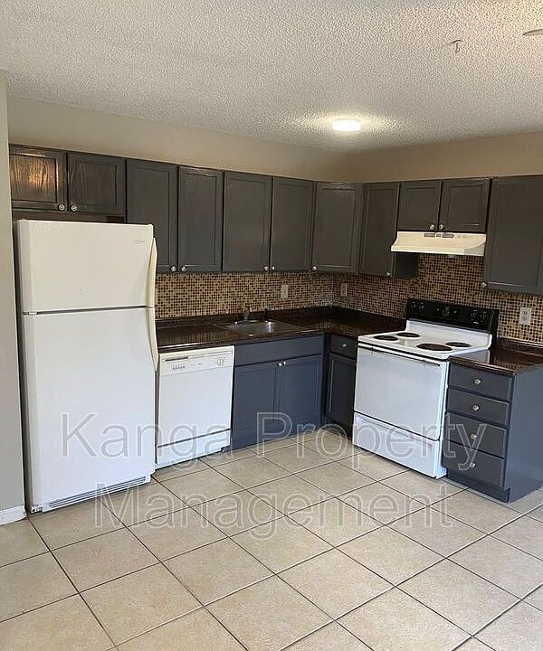 1st image of 3519 Coral Springs Dr