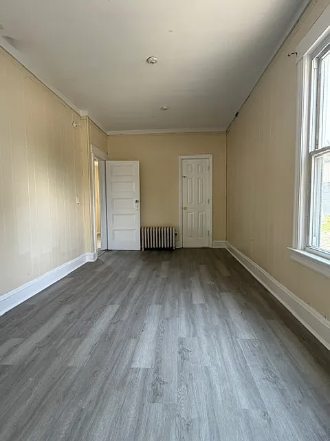 5 bed, $4,400 — Photo 4