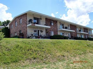 701 39th St APT 3, Missoula, MT 59803