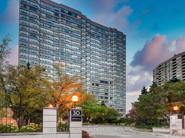 30 Greenfield Ave #1714, Toronto, ON M2N 6N3