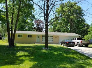 3028 Dexter Dr, Fort Wayne, IN 46816