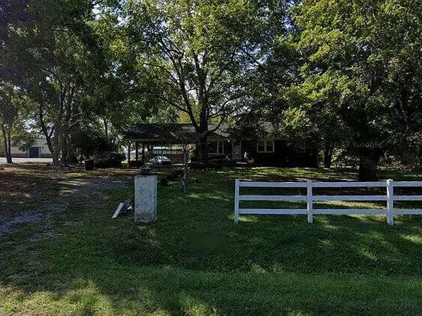 5558 Byrd Rd, Burlington, NC 27217