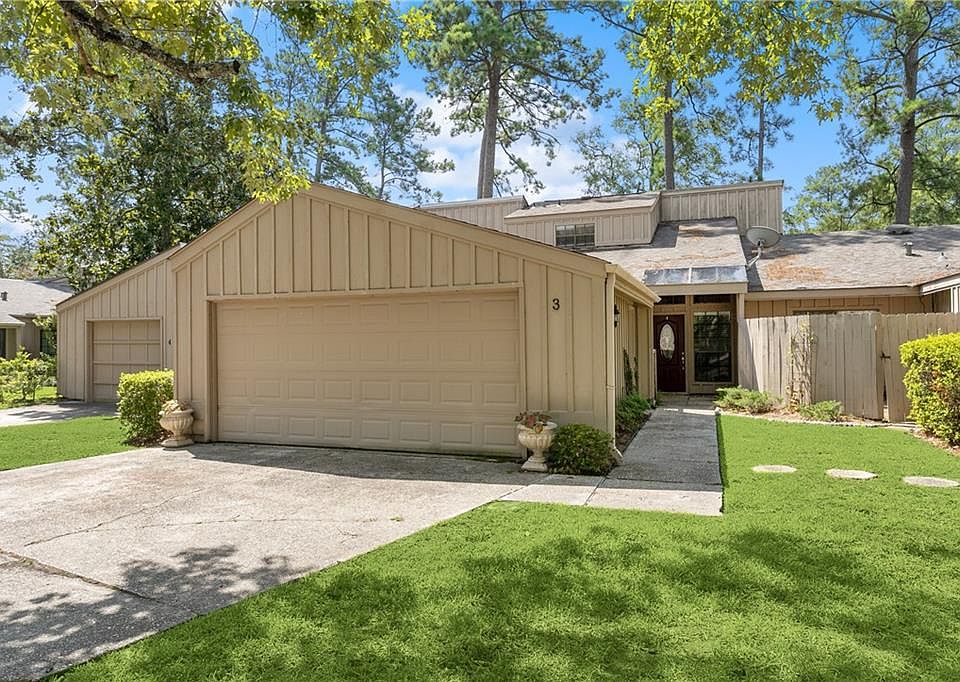1st image of 3 S Court Villa Dr #28