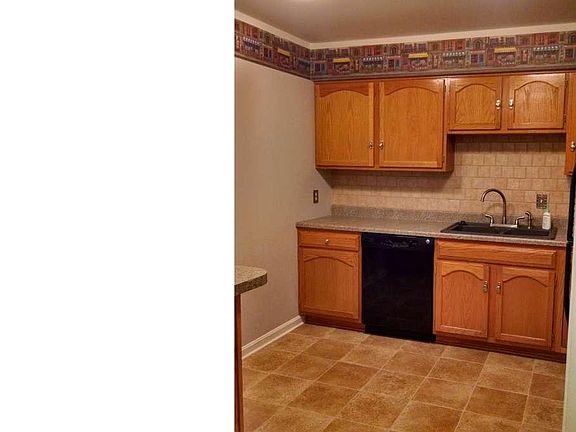 4th image of 439 Westridge Dr