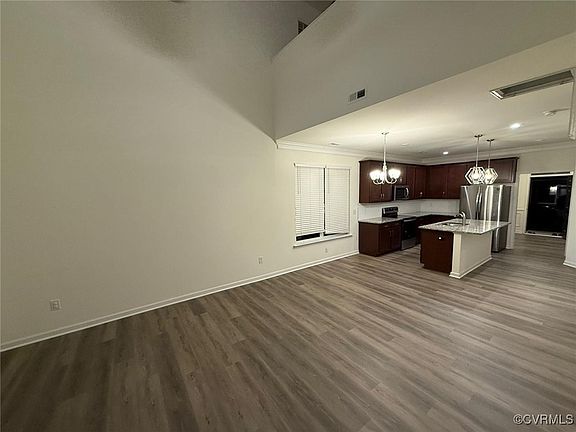 5th image of 2209 Eventide Dr