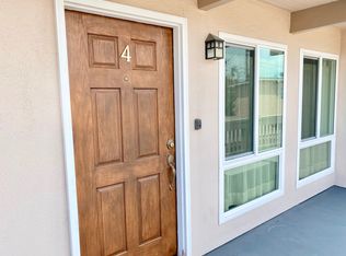 1015 El Embarcadero Rd APT 4, Goleta, CA 93117