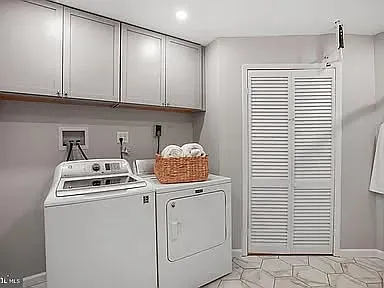 6335 Rockshire St — Photo 3