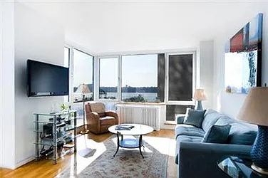 Rented by Living New York