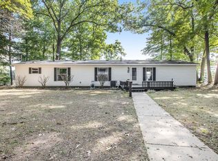 1009 Lake St, Pullman, MI 49450