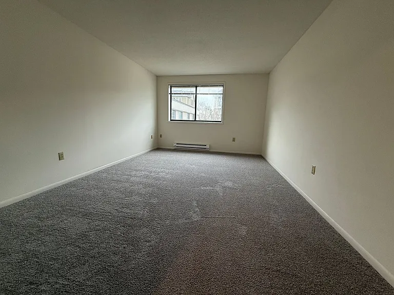 Wingra West Apartments — Photo 60