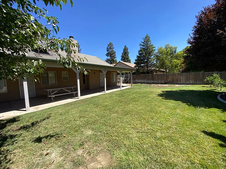 2643 W Oakridge Ave — Photo 34