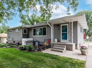 10 Terrace Dr, Treynor, IA 51575