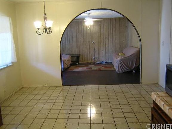 5th image of 7413 De Soto Ave