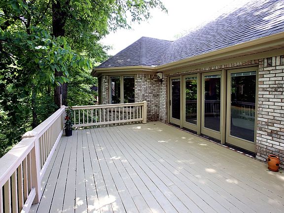 4th image of 8804 Wooded Trail Ct
