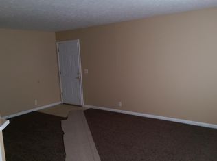 4005 W Memory Ln APT 1, Wichita, KS 67212