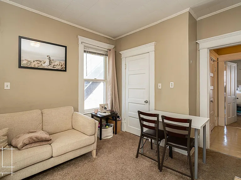 426 King Ave — Photo 3