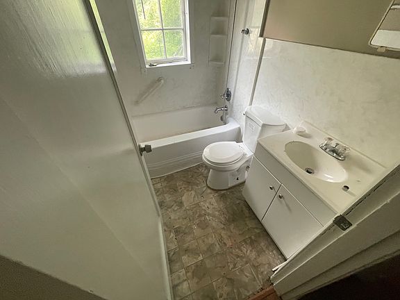 Photo May 09, 11 00 00 AM_08062022