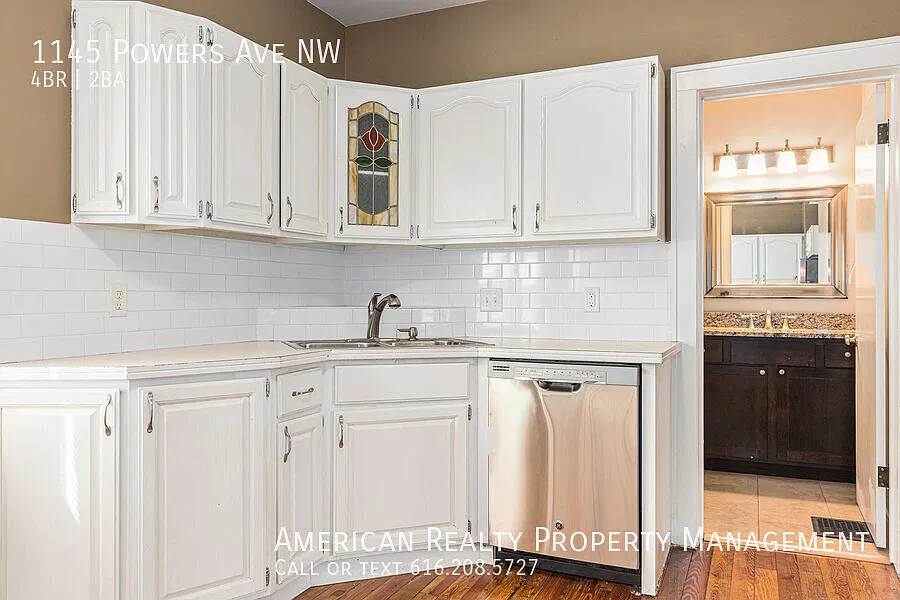 4 bed, 1484 sqft, $2,550 — Photo 4