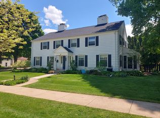 6909 W Lloyd St, Milwaukee, WI 53213