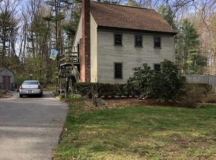 56 Lake St, Plympton, MA 02367