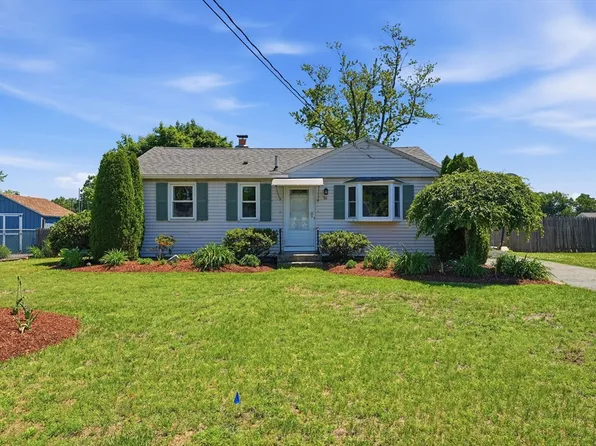 36 Vadnais St, Agawam, MA 01001