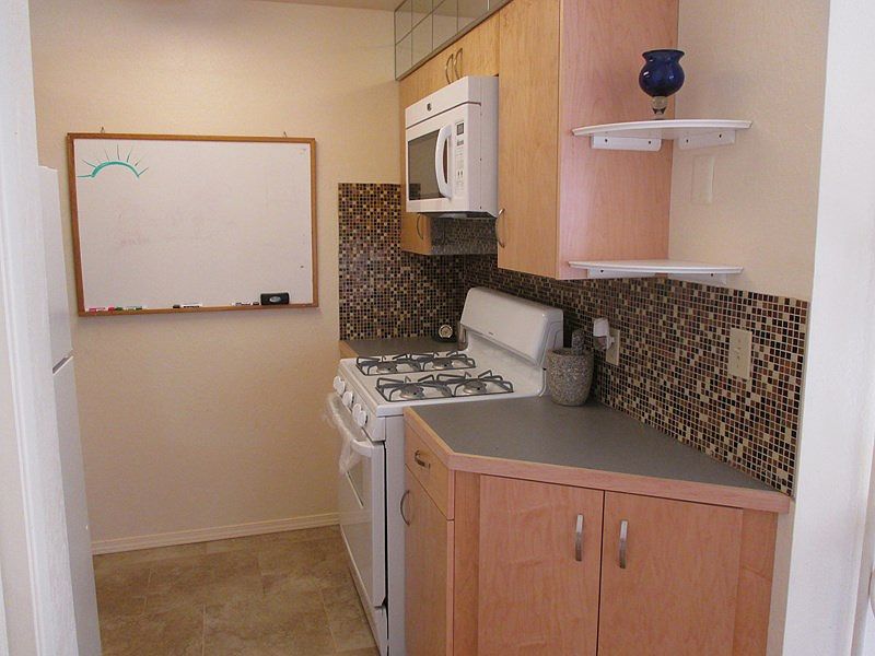 1 Modern Kitchen_02212014