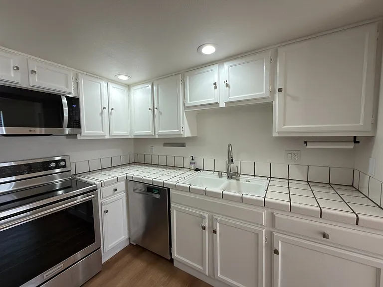 770 Harrison St #14 — Photo 7