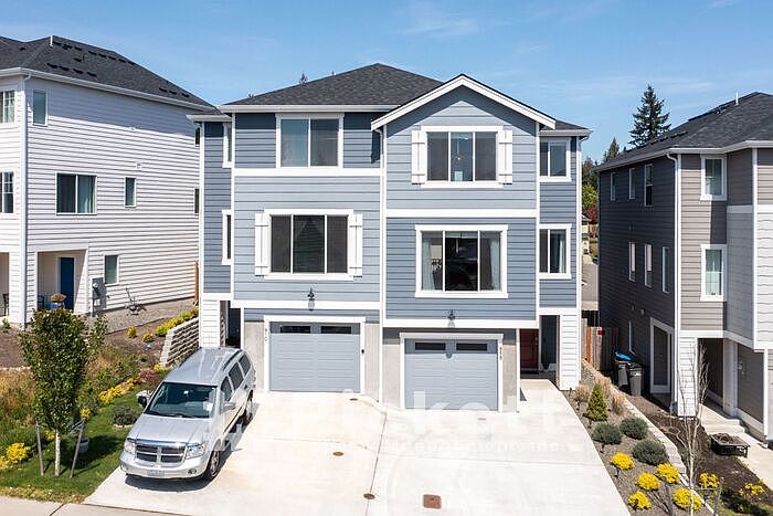 1st image of 898 Highgarden Dr