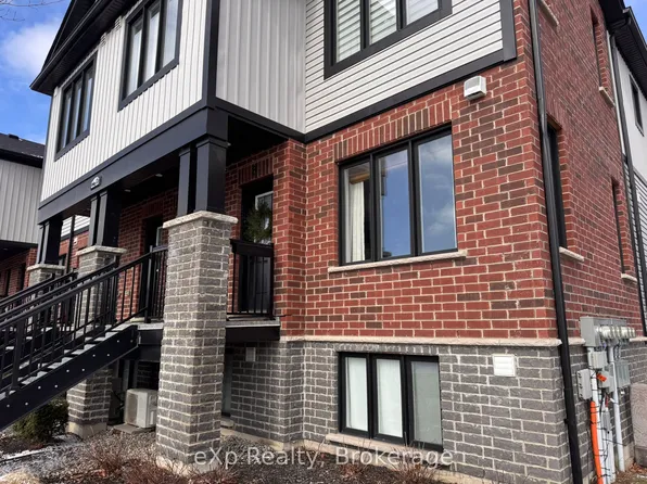 160 Rochefort St, Kitchener, ON