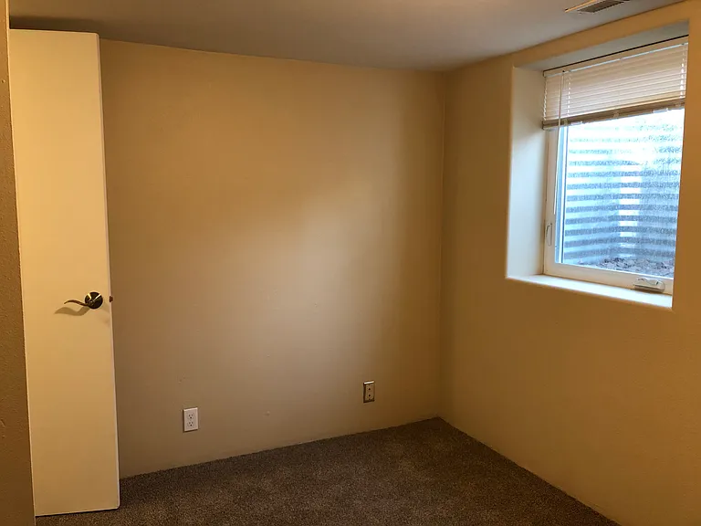 1408 Walnut St — Photo 9