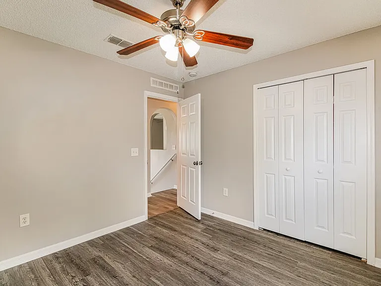 6510 Hillview Rd — Photo 15