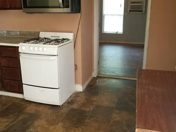 2850 Ranger Dr #A, North Charleston, SC 29405