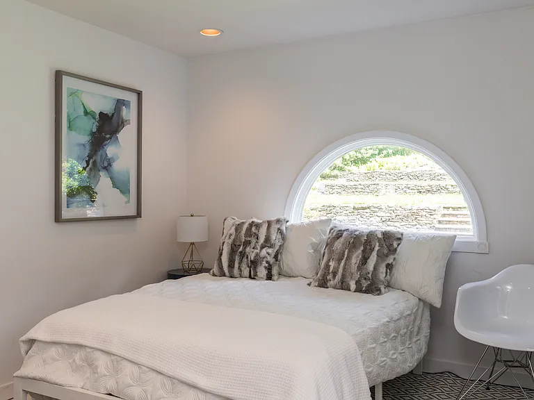 28 Pepperidge Ln — Photo 13