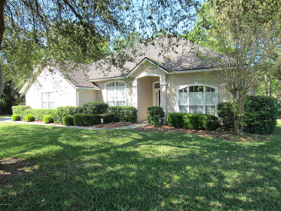 1st image of 257 W Silverthorn Ln