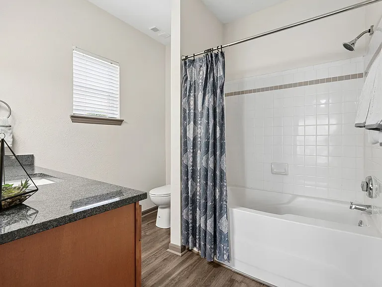 Presley Oaks — Photo 26