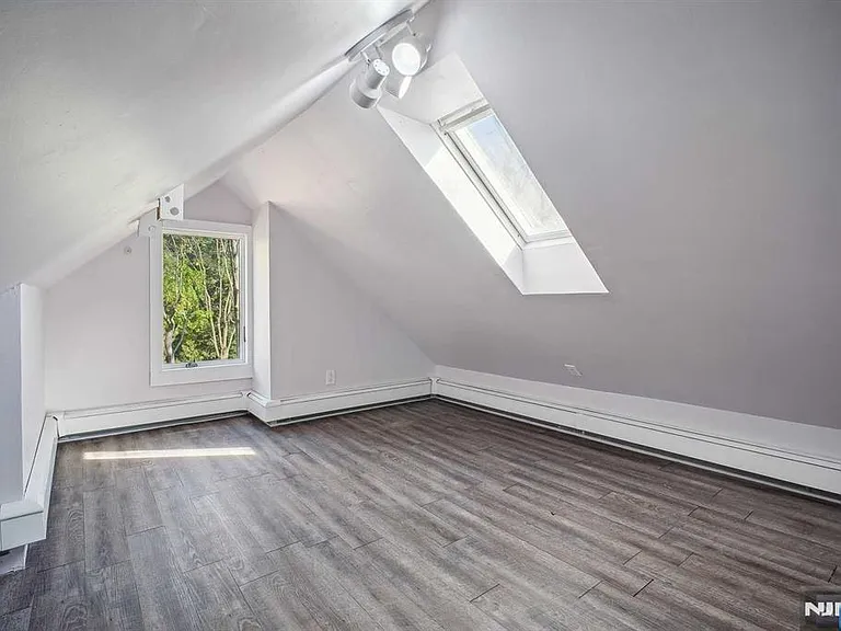 137 Closter Dock Rd #2 — Photo 26