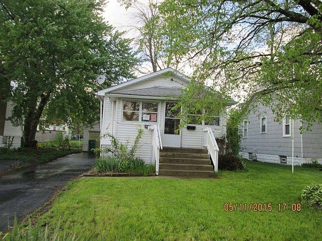 1st image of 300 161st St