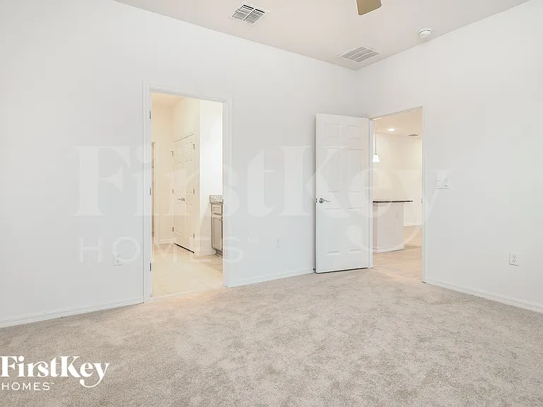 1196 Spokane Point — Photo 9