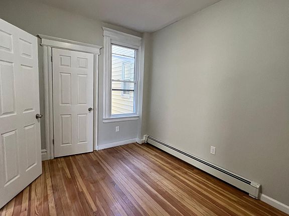 5th image of 81 Tillinghast St #1
