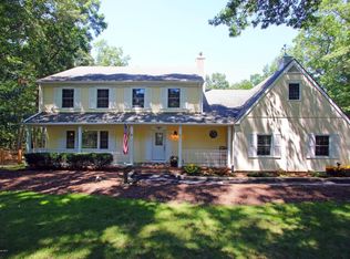 671 Kings Hwy E, Leonardo, NJ 07737