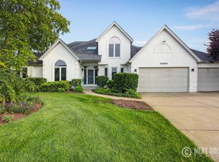 24065 W Ascot Ct, Naperville, IL 60564